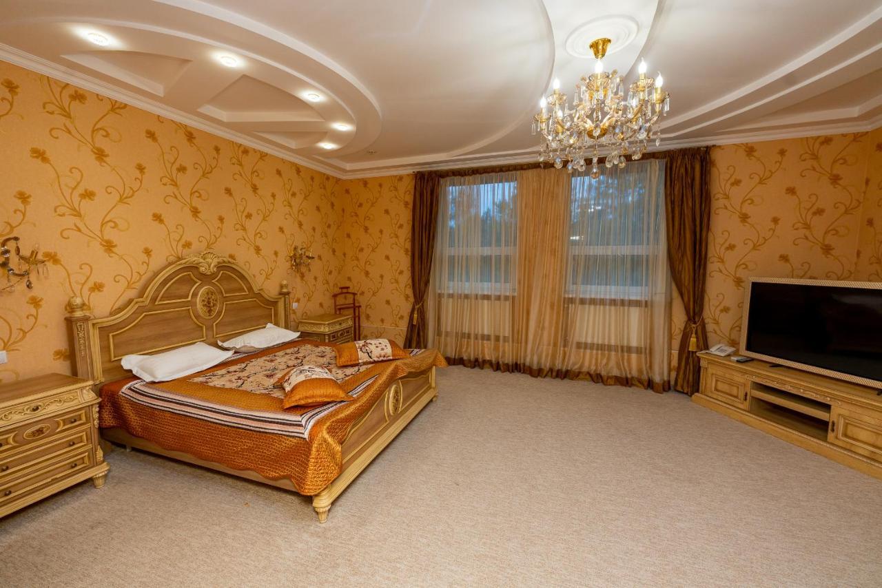 Sunrise Park Hotel Zaporizhia ภายนอก รูปภาพ