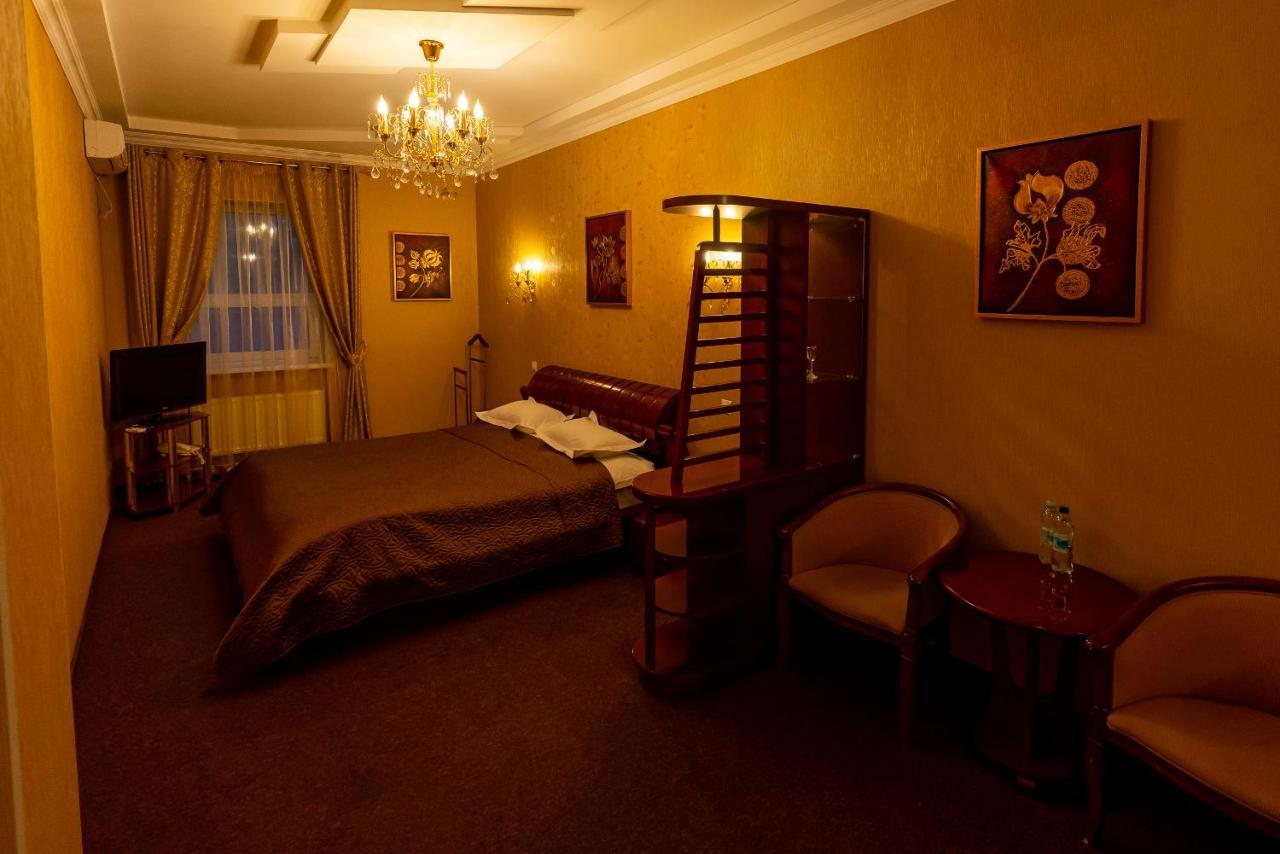 Sunrise Park Hotel Zaporizhia ภายนอก รูปภาพ